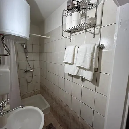 Meggy Apartment